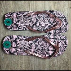 Roxy Flip Flops US 8